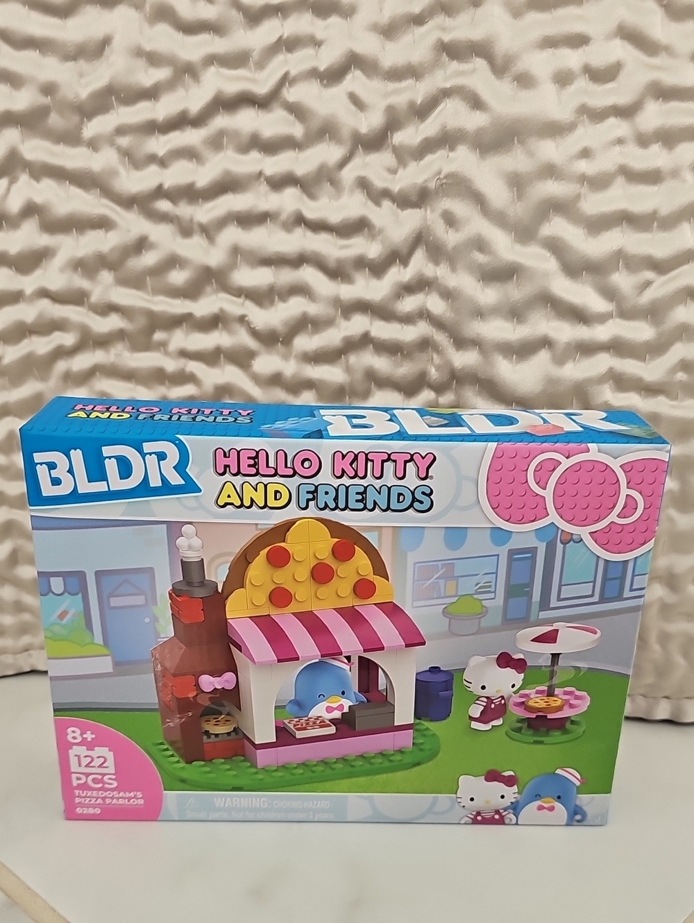 Hello Kitty and Friends Pink Pizza Shop Building Set by BLDR